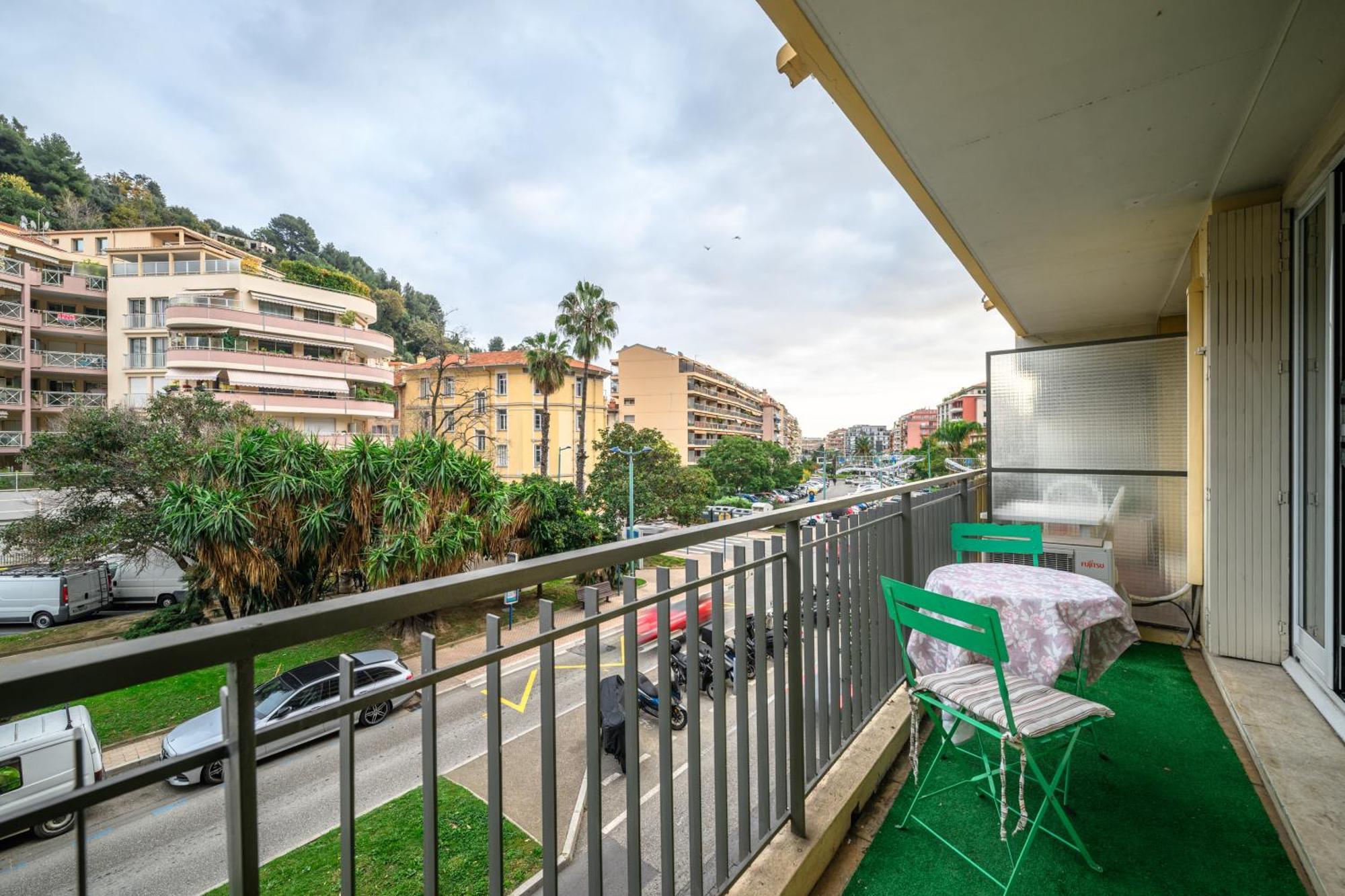 Le Landelle - Centre- Climatisation -Proche Gare Sncf Lejlighed Menton Eksteriør billede